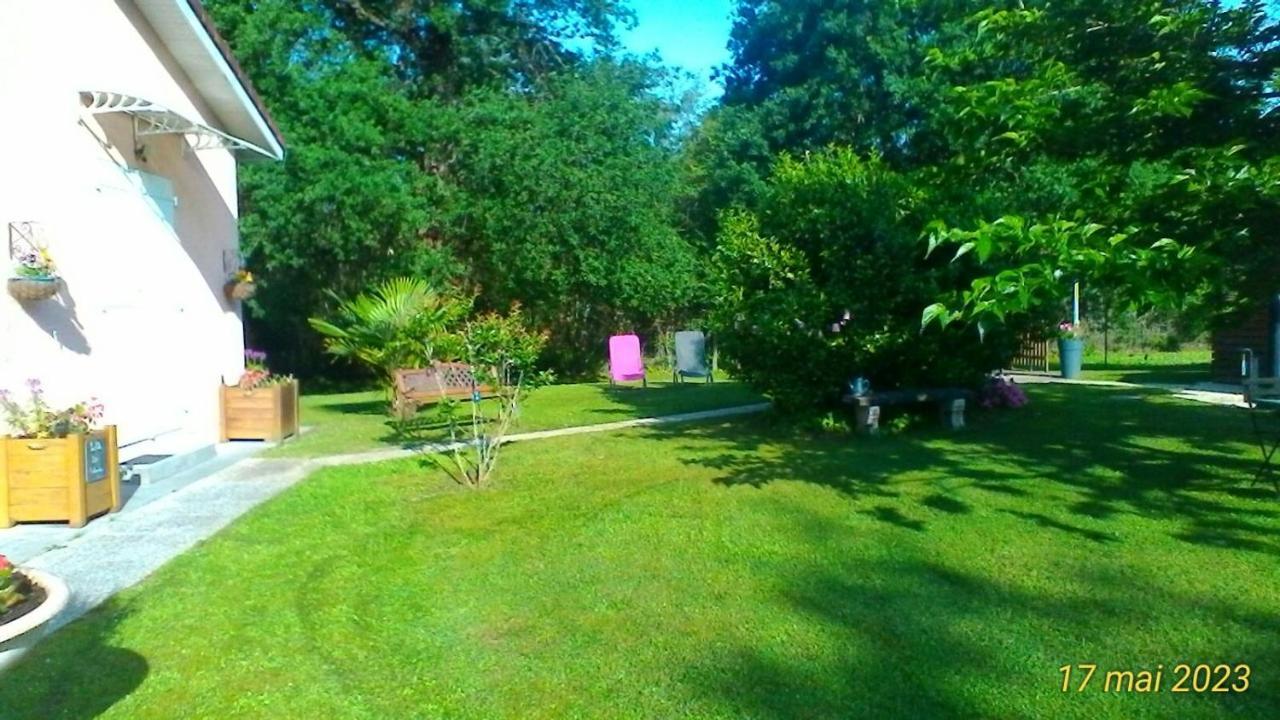 Le Clos Des Palombes Wifi Climatisation Saint-Pierre-du-Mont  Exterior foto